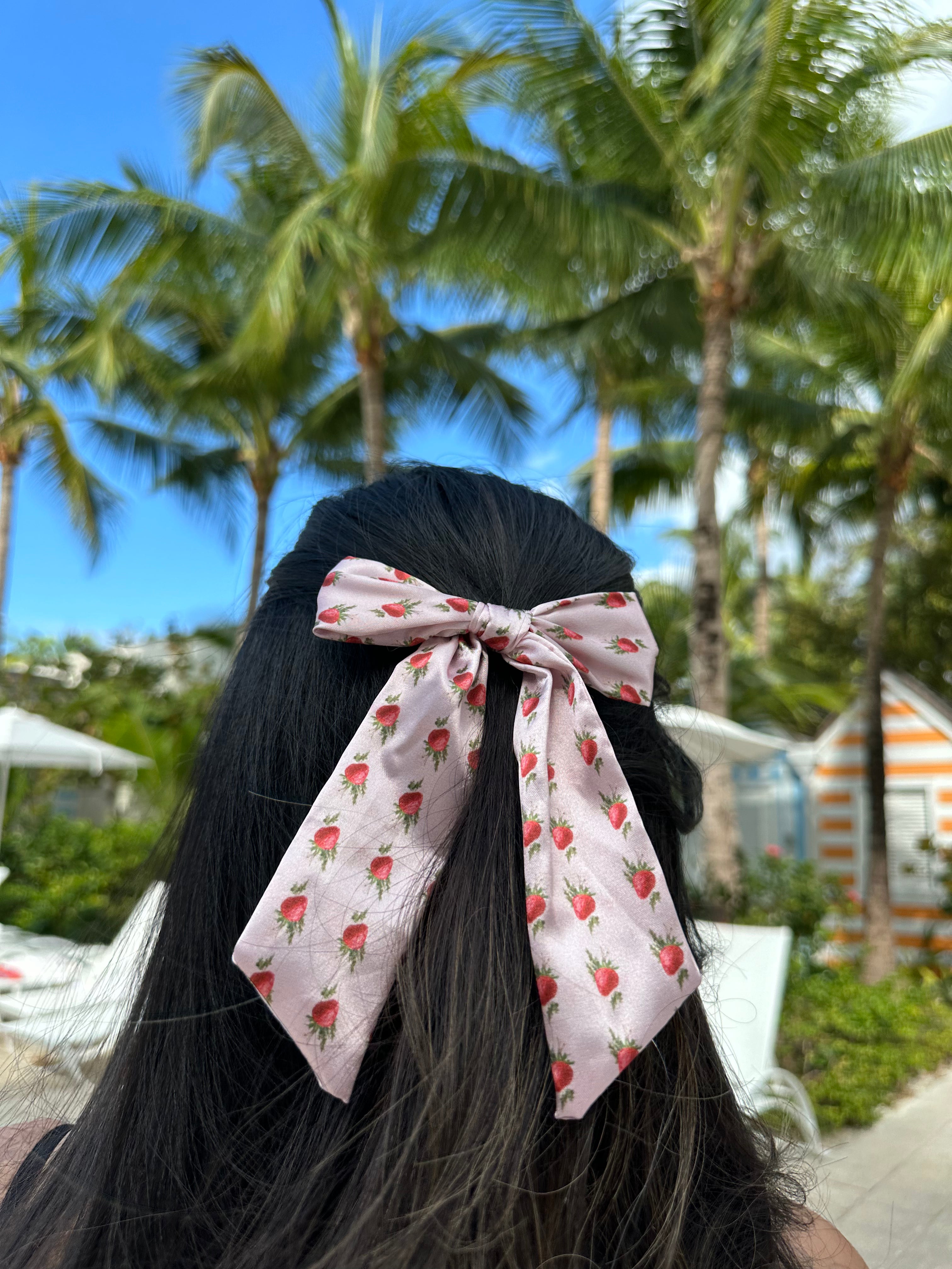 Strawberry Milk Bow