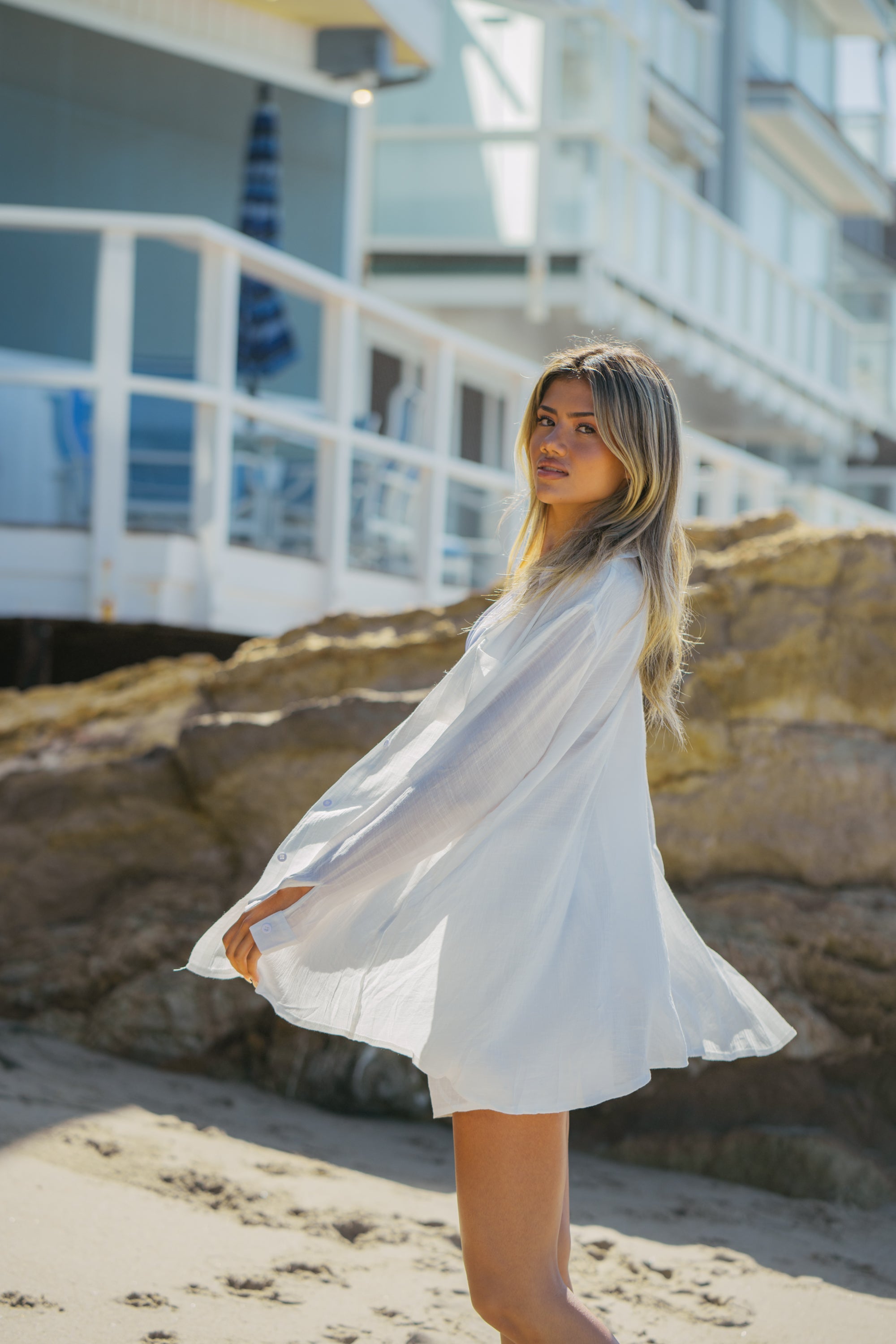 Delta Coverup Set in White