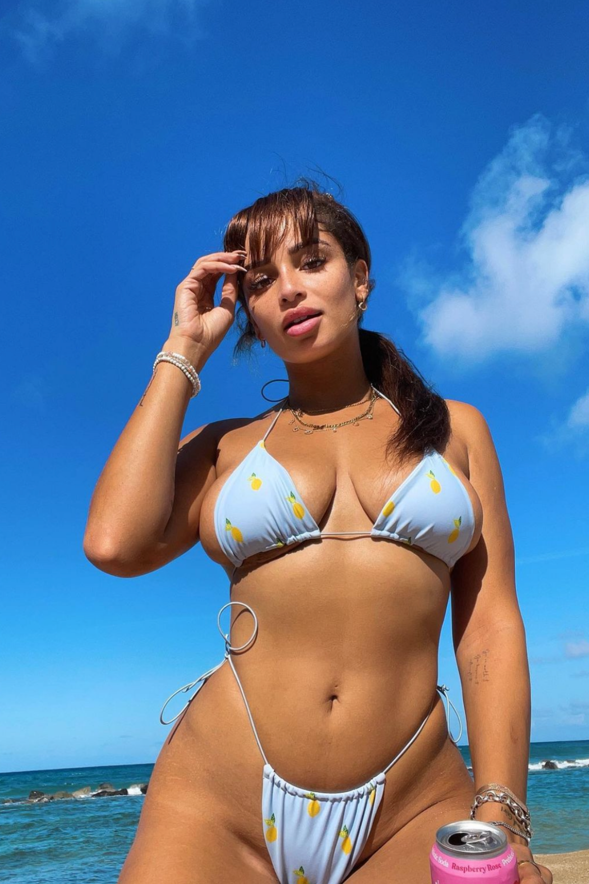 Kiara in Blue Lemon Bottoms