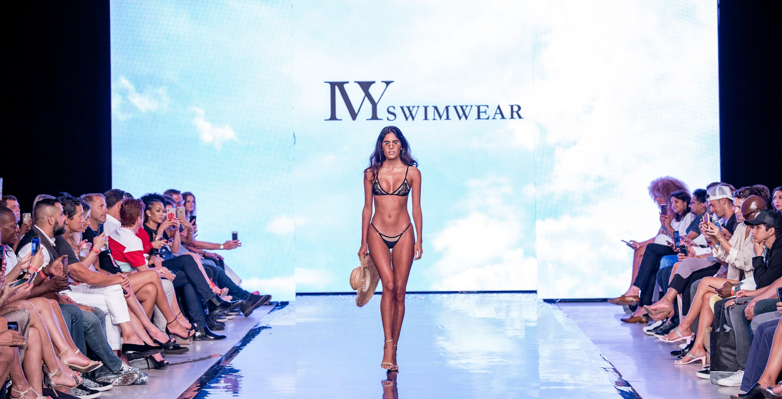Hola Latinos News: Miami Swim Week (July 13 – 18) Debuts A Wearable Swimwear Fashion Metaverse
