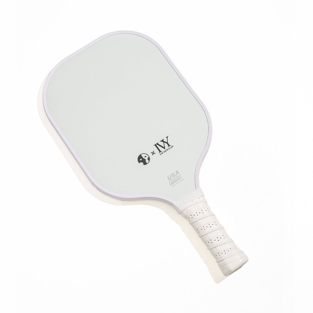 Ivy x Helios Limited Edition Gift Set